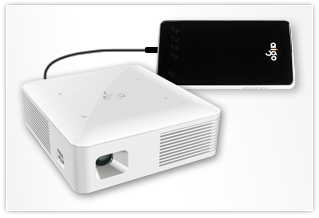 
aigo Projector Cloud （PT6316L）に繋いでいる状態